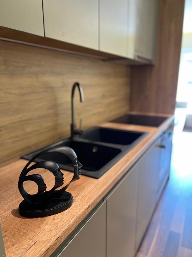 Erg Apartments 티라나 외부 사진